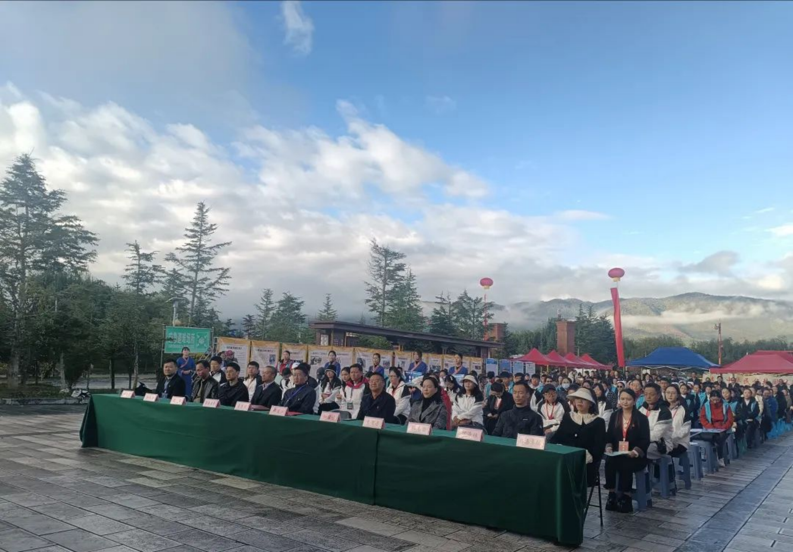 香职新闻|香格里拉市第二届职业技能竞赛在学校开赛(图2) 香职新闻|香格里拉市第二届职业技能竞赛在学校开赛(图2)