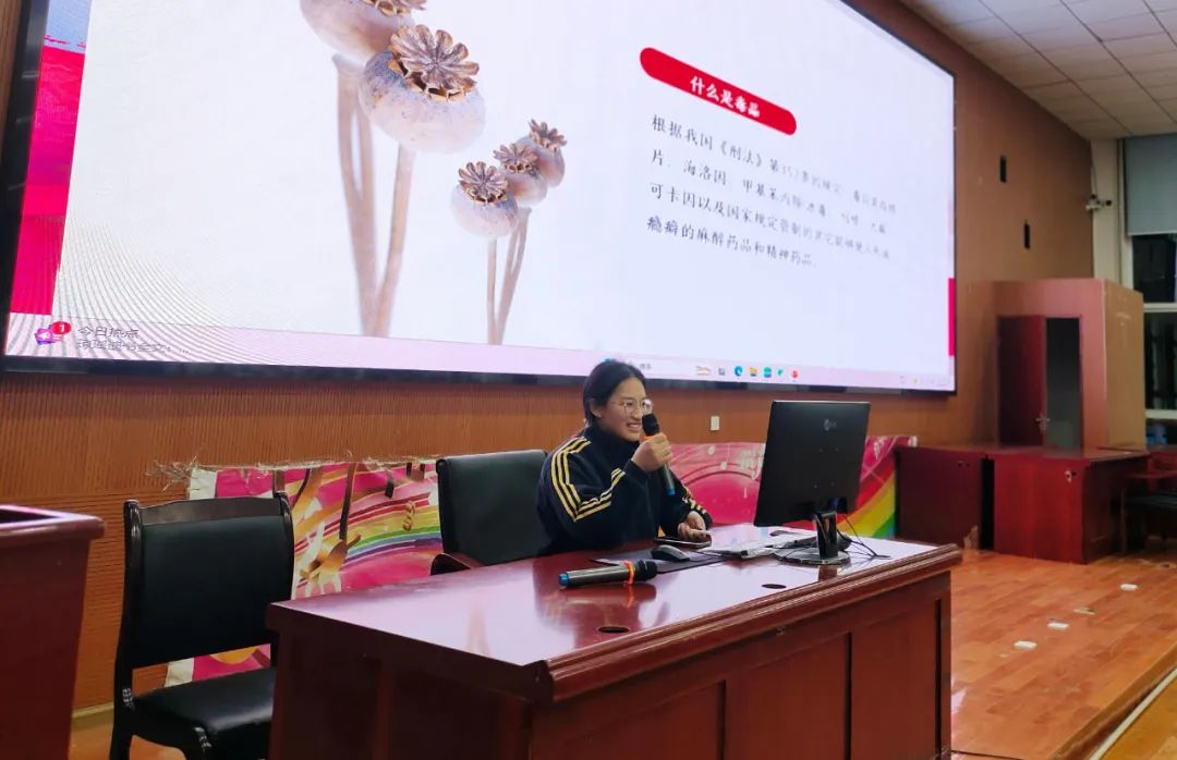 香职新闻｜“社会共治、终结艾滋 、共享健康 ”—学院校组织开展防艾宣传教育活动(图5)