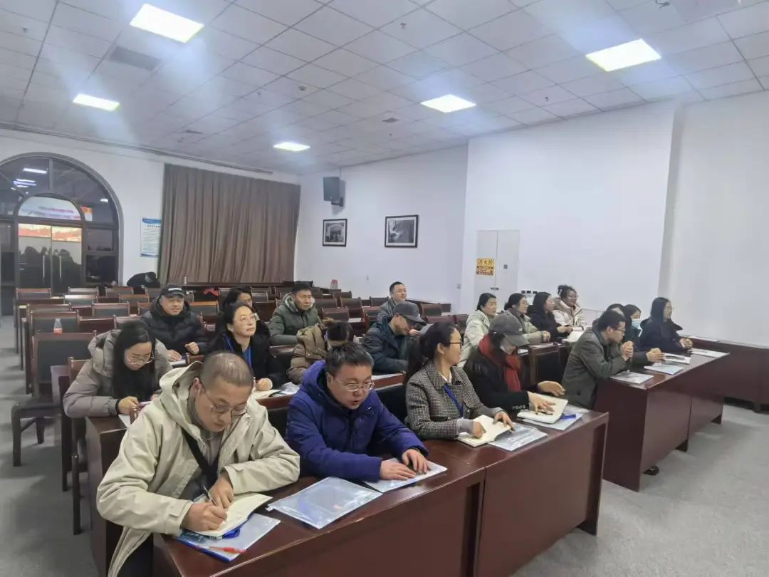 职新闻｜思政领航展师风 匠心筑梦促职教—学校组织开展思政 “双师型” 教师队伍综合能力素质提升培训(图3)