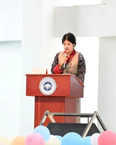 香职动态 | 青春启航 逐梦未来——我校2025届毕业典礼圆满落幕(图7)