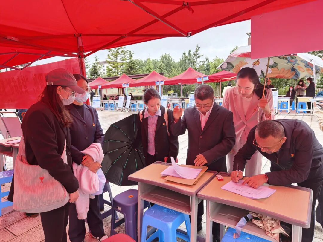 香职动态 | 学院第二党支部扎实推进党建与创新创业、就业深度融合主题活动(图4)