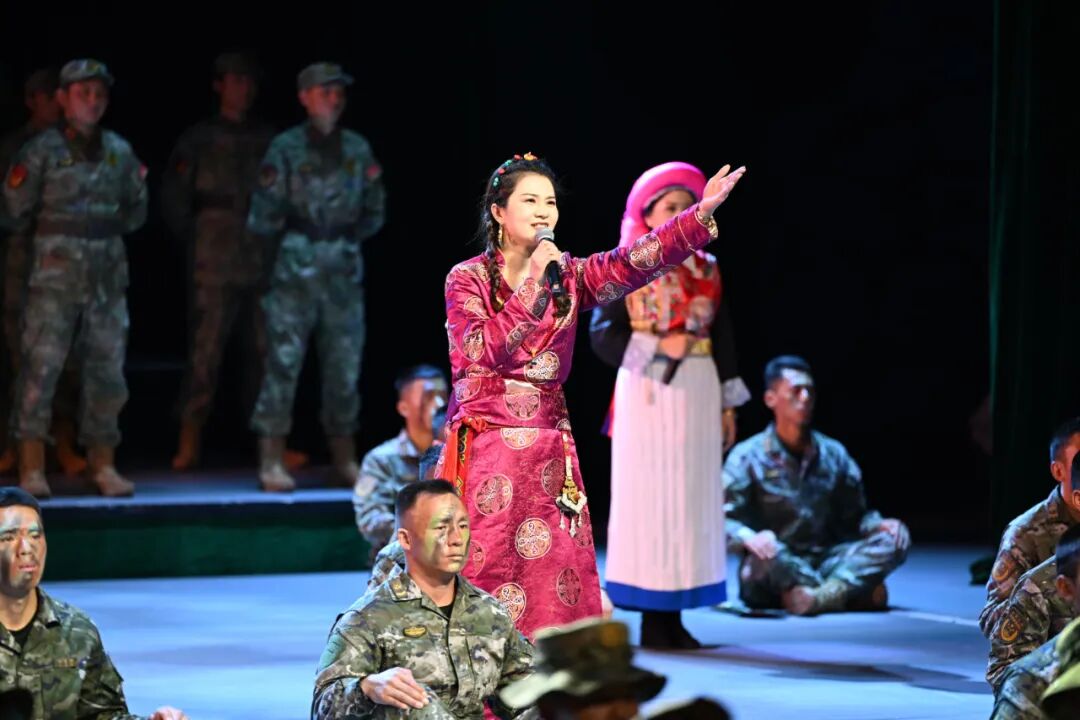 以国防教育晚会为舞台，深化思政教育铸魂育人(图10)