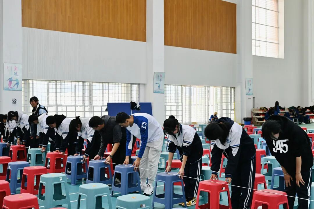 闪光灯外——学院（校）开学典礼暨教师节活动幕后致敬篇(图5)