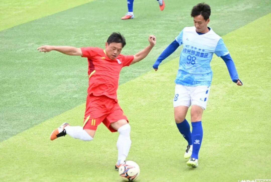 香格里拉职业学院足球队荣获第二十二届“高原杯”季军 展现拼搏精神与团队风采(图4)