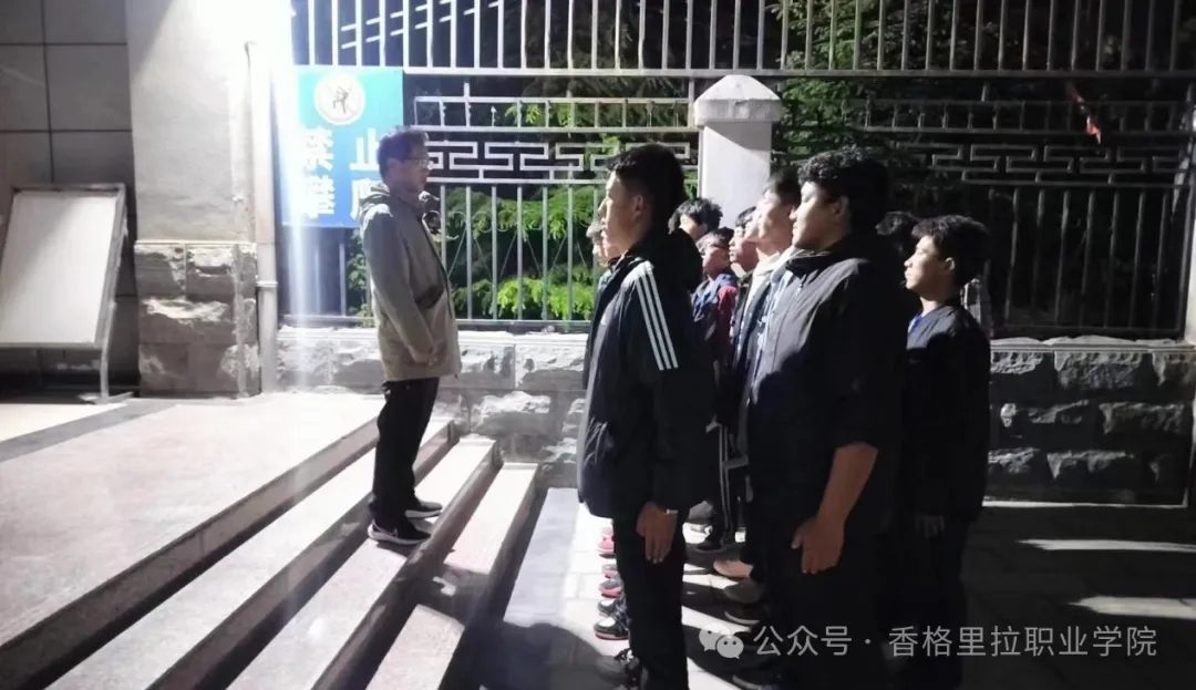 学院校组织开展第一届宿舍内务比赛(图3)