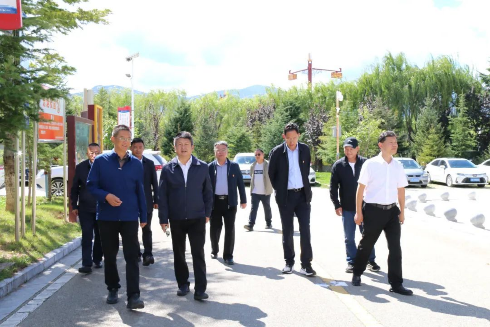 香职新闻｜云南省民族宗教委员会调研组一行到我校调研指导工作(图1)