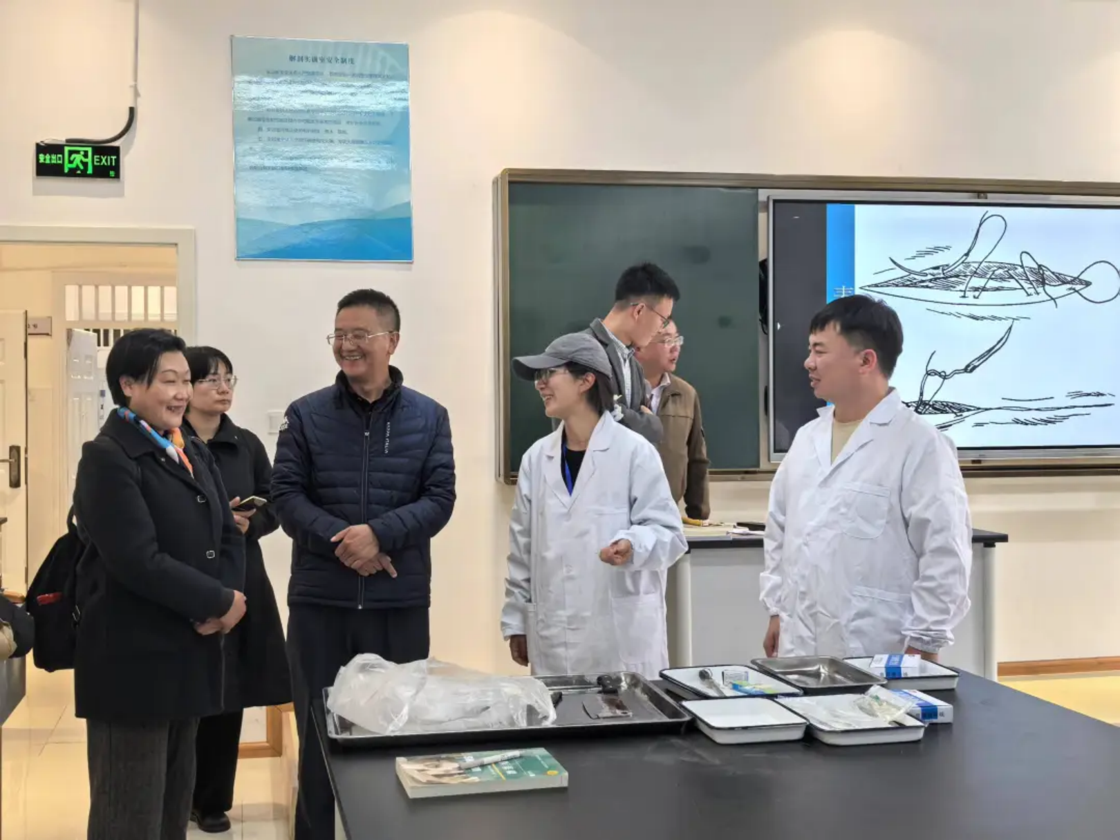 香职新闻｜两校合作谋发展 教育共建谱新篇—丽江师范学院朱桂香副校长一行到校调研指导工作(图3)