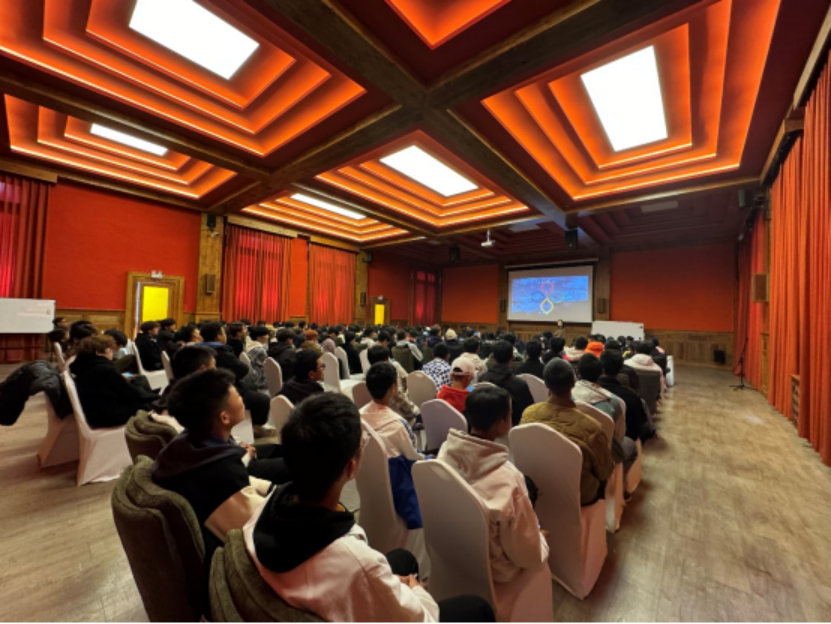 香职新闻｜启航未来 筑梦前行—旅游专业学生到松赞集团开展专业认知教育(图1)