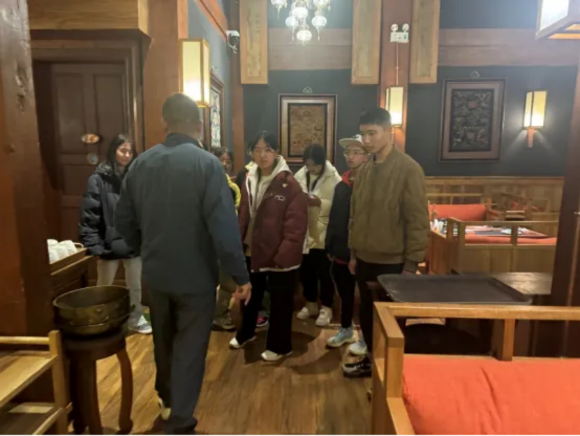 香职新闻｜启航未来 筑梦前行—旅游专业学生到松赞集团开展专业认知教育(图3)