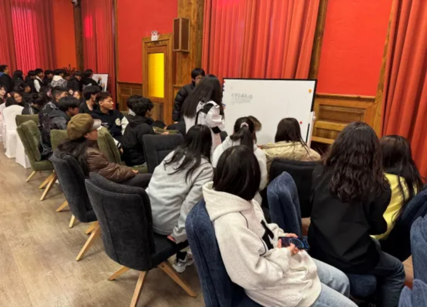 香职新闻｜启航未来 筑梦前行—旅游专业学生到松赞集团开展专业认知教育(图4)