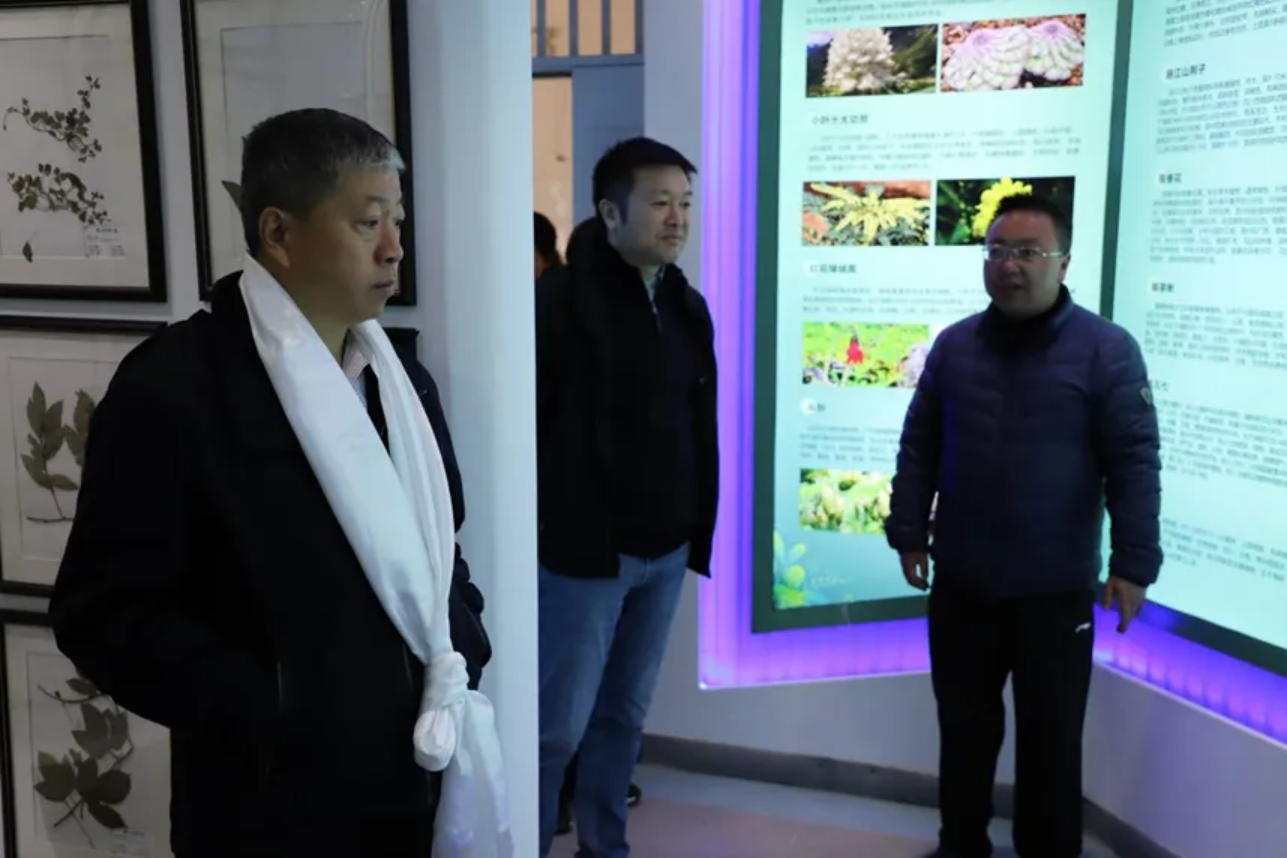 香职新闻｜上海科学院党委委员 纪委书记方勤一行莅临我校调研交流(图5)