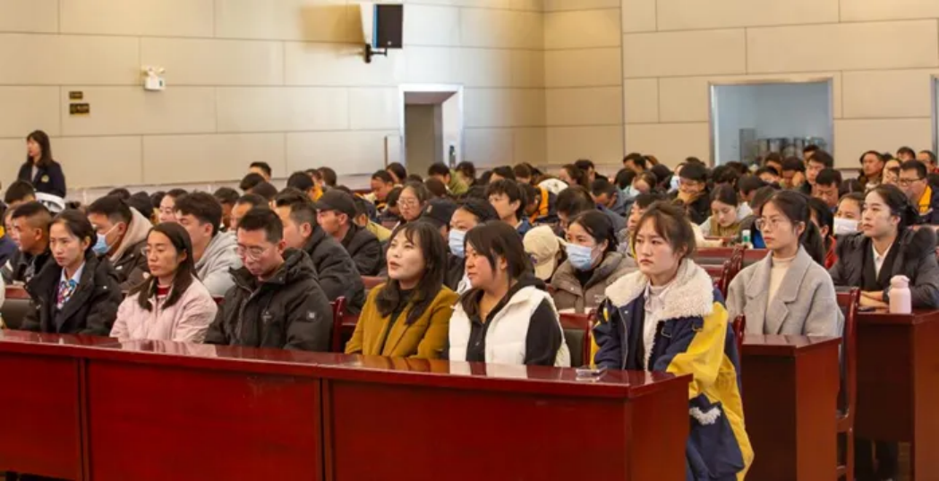 香职新闻｜匠心筑梦 技能成才—迪庆州第二届职业技能大赛暨产业工人技能竞赛圆满落幕(图4)